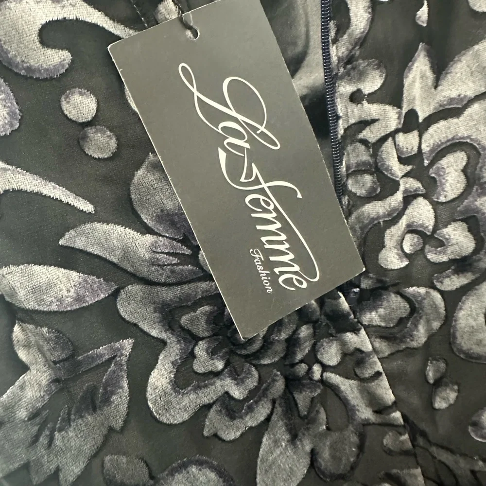 Brand new with tags evening dress - Picture 6 of 7